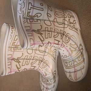 Rain boots
